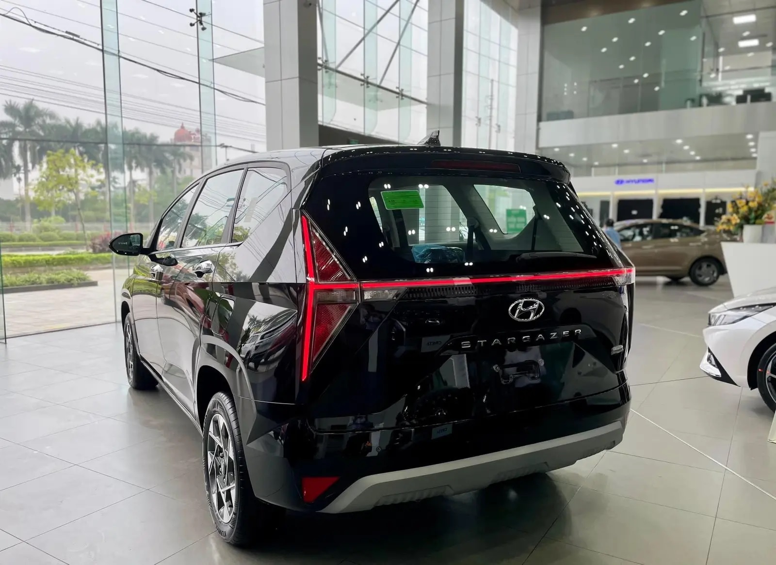 hyundai stargazer cao cap 2023 7 cho thong so gia ban khuyen mai 3467 4 - Hyundai Stargazer Cao Cấp 2025 (7 chỗ): Th&ocirc;ng số, Gi&aacute; b&aacute;n mới nhất, Đ&aacute;nh gi&aacute; xe