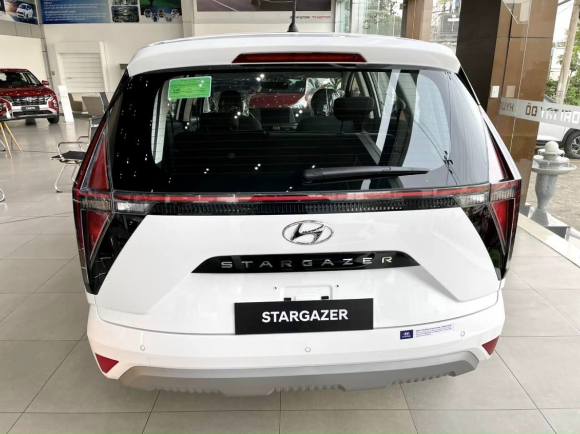 hyundai stargazer tieu chuan 2023 thong so gia ban khuyen mai 3501 4 - Hyundai Stargazer Ti&ecirc;u Chuẩn 2025: Th&ocirc;ng số, Gi&aacute; b&aacute;n mới nhất, Đ&aacute;nh gi&aacute; xe