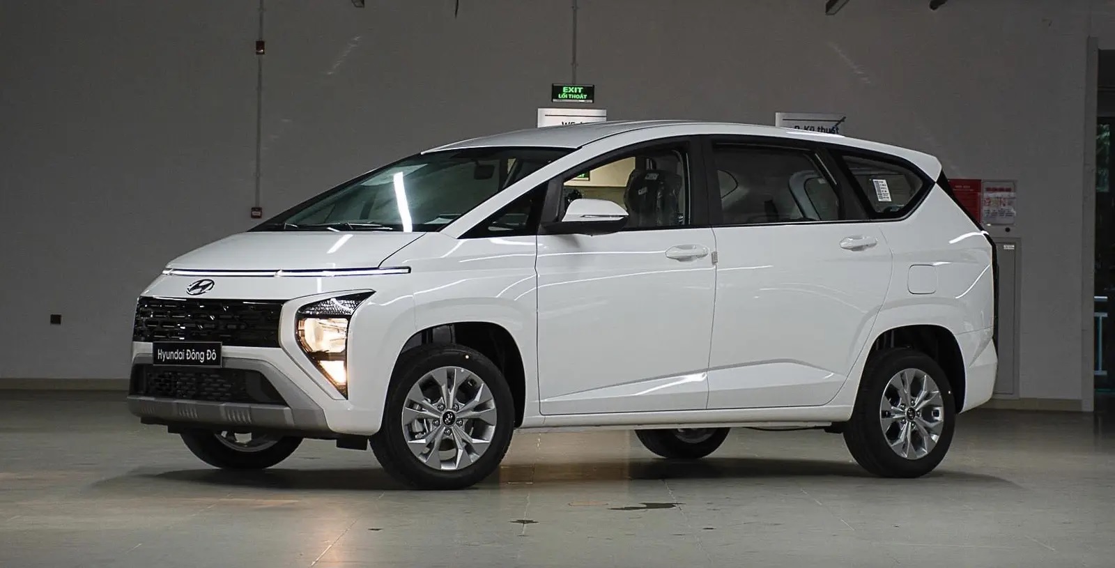 hyundai stargazer tieu chuan 2023 thong so gia ban khuyen mai 3501 - Hyundai Stargazer Ti&ecirc;u Chuẩn 2025: Th&ocirc;ng số, Gi&aacute; b&aacute;n mới nhất, Đ&aacute;nh gi&aacute; xe
