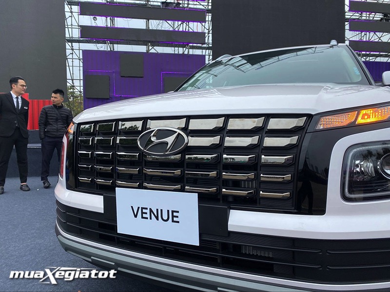 hyundai venue 4221 4 - Venue