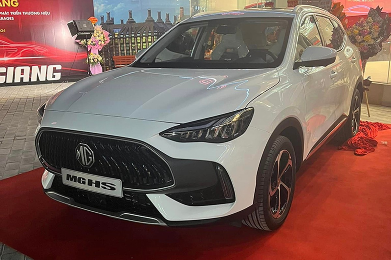 danh gia xe mg hs 2024 facelift thiet ke tre trung tien nghi hien dai 4282 12 800x533 - Đánh giá xe MG HS 2025 Facelift - thiết kế trẻ trung, tiện nghi hiện đại