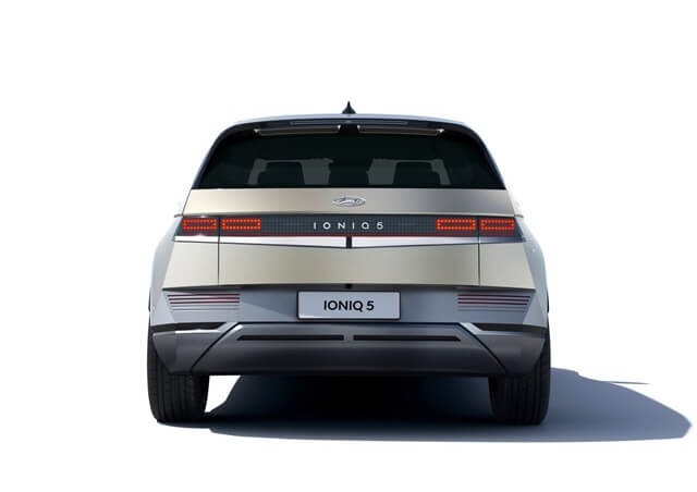 Xe điện Hyundai Ioniq 5 2023 cản sau