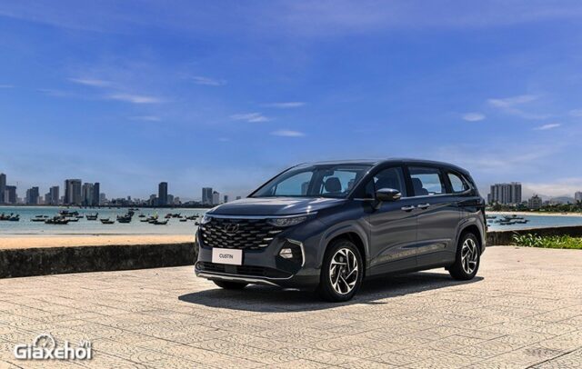 Hyundai Custin Hyundai Custin