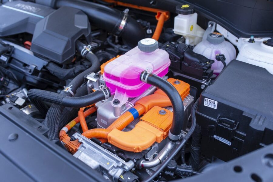 Đ&aacute;nh gi&aacute; xe Hyundai SantaFe Hybrid 2023: Cung c&acirc;́p th&ecirc;m sự lựa chọn cho khách hàng, phù hợp xu hướng tương lai