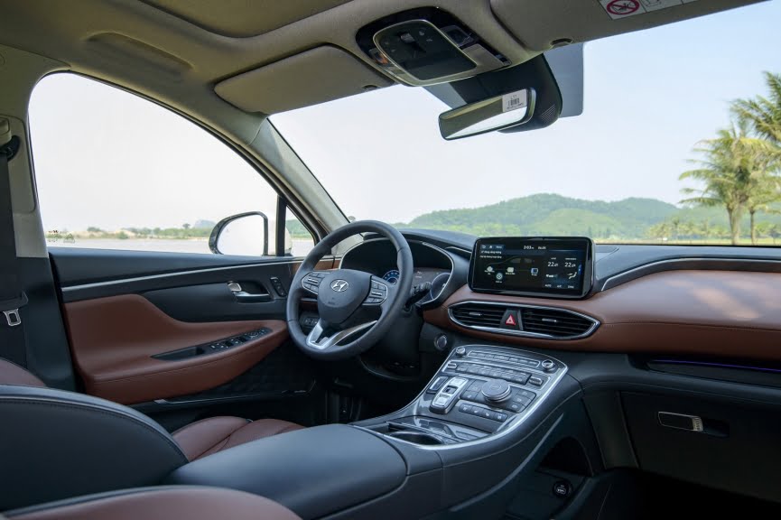 Đ&aacute;nh gi&aacute; xe Hyundai SantaFe Hybrid 2023: Cung c&acirc;́p th&ecirc;m sự lựa chọn cho khách hàng, phù hợp xu hướng tương lai