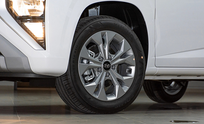 So sánh Hyundai Stargazer X và Stargazer X cao cấp - “tuy một mà hai” so sanh hyundai stargazer x va stargazer x cao cap tuy mot ma hai 4755 2 - So sánh Hyundai Stargazer X và Stargazer X cao cấp - “tuy một mà hai”
