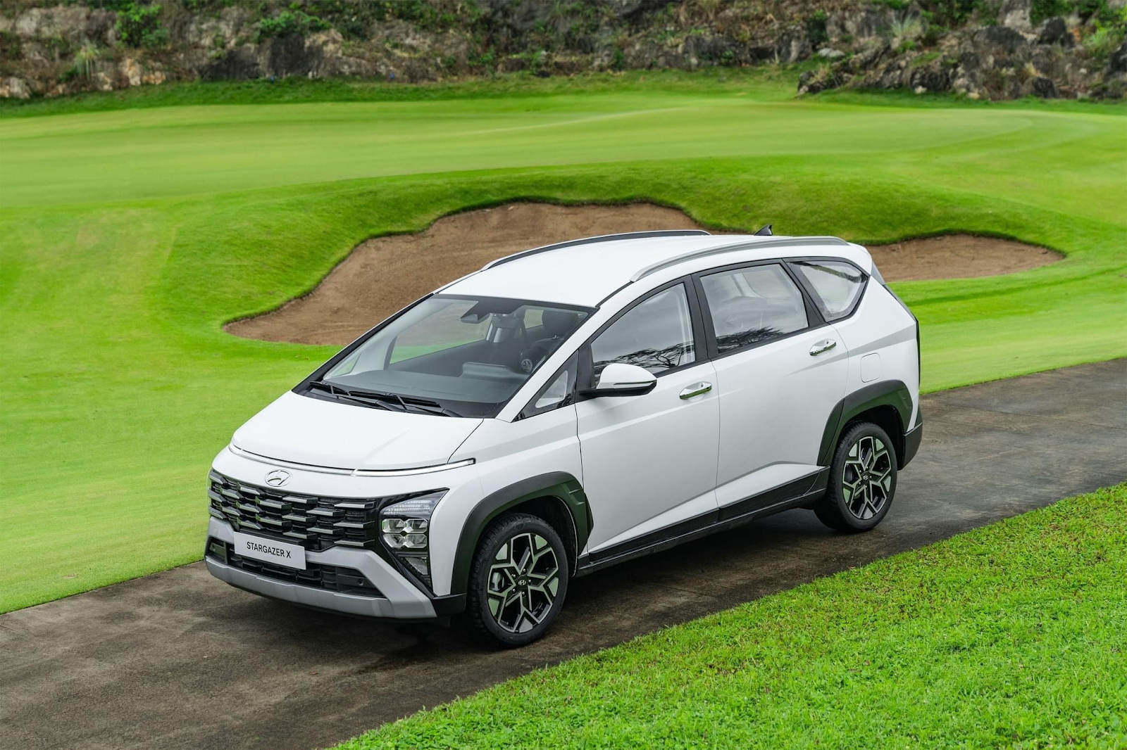 So sánh Hyundai Stargazer X và Stargazer X cao cấp - “tuy một mà hai” so sanh hyundai stargazer x va stargazer x cao cap tuy mot ma hai 4755 8 - So sánh Hyundai Stargazer X và Stargazer X cao cấp - “tuy một mà hai”