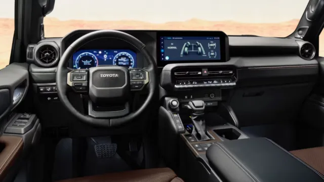 Nội thất xe Xe 7 chỗ Toyota&nbsp;Land Cruiser Prado 2025