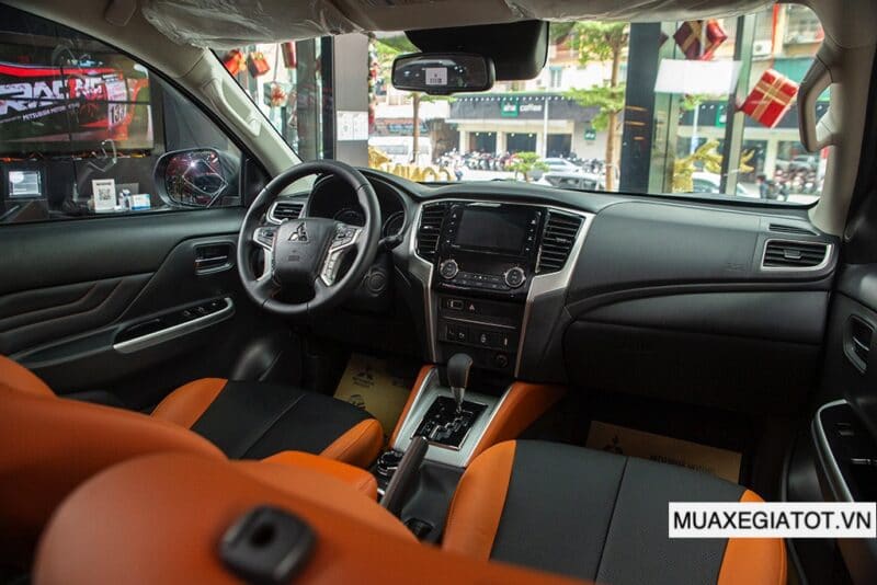 Đánh giá xe bán tải Mitsubishi Triton 2022: Cơ bắp nhưng bán chậm vì đâu? danh gia xe ban tai mitsubishi triton 2022 co bap nhung ban cham vi dau 5107 6 - Đánh giá xe bán tải Mitsubishi Triton 2022: Cơ bắp nhưng bán chậm vì đâu?