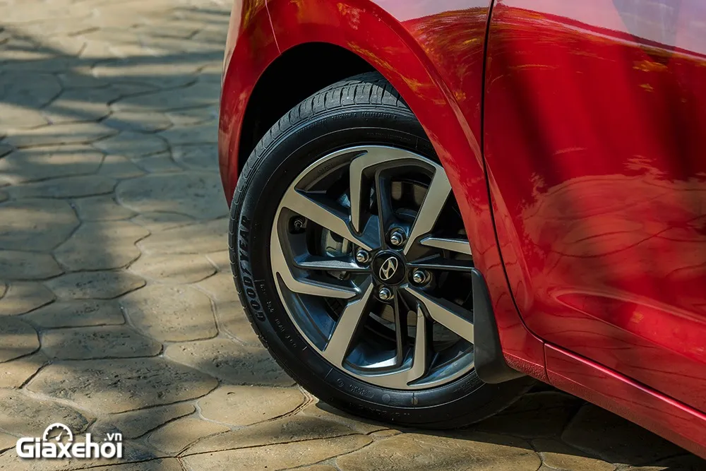 mam-xe-hyundai-i10-hatchback-2021-2022-giaxehoi-vn-8 mam-xe-hyundai-i10-hatchback-2021-2022-giaxehoi-vn-8