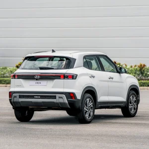 Hyundai-Creta-2025-Duoi-Xe