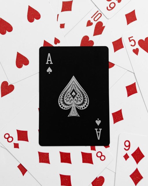 unnamed file 10 512x640 - What makes DailyJili stand out? A look at its game variety and rewards